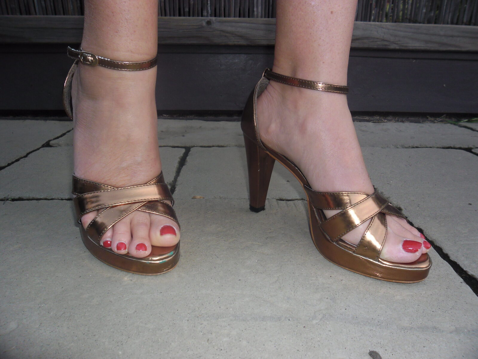 Copper platform shoes