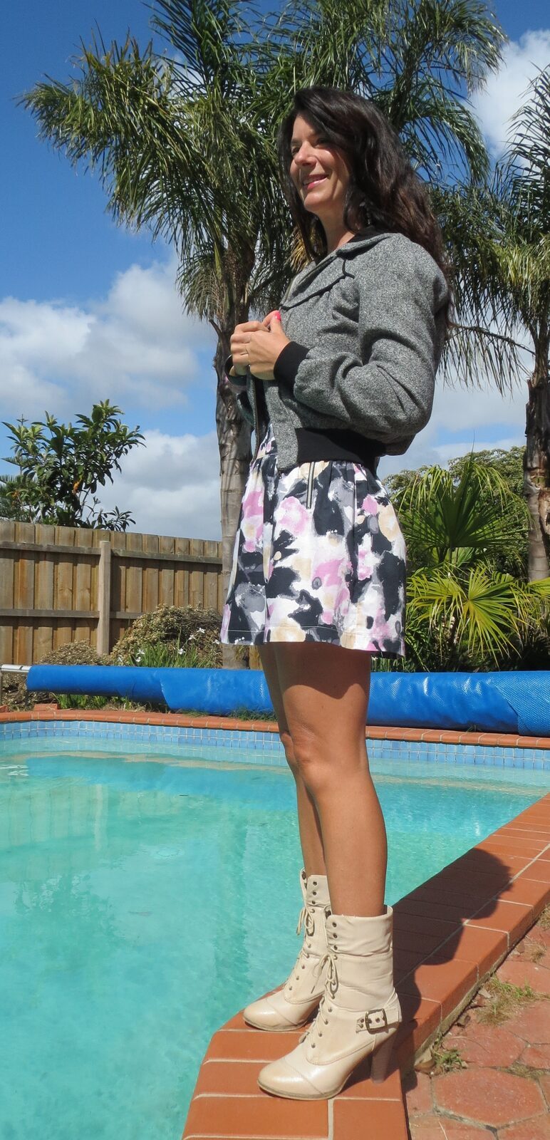 Beige boots, floral skirt & jkt
