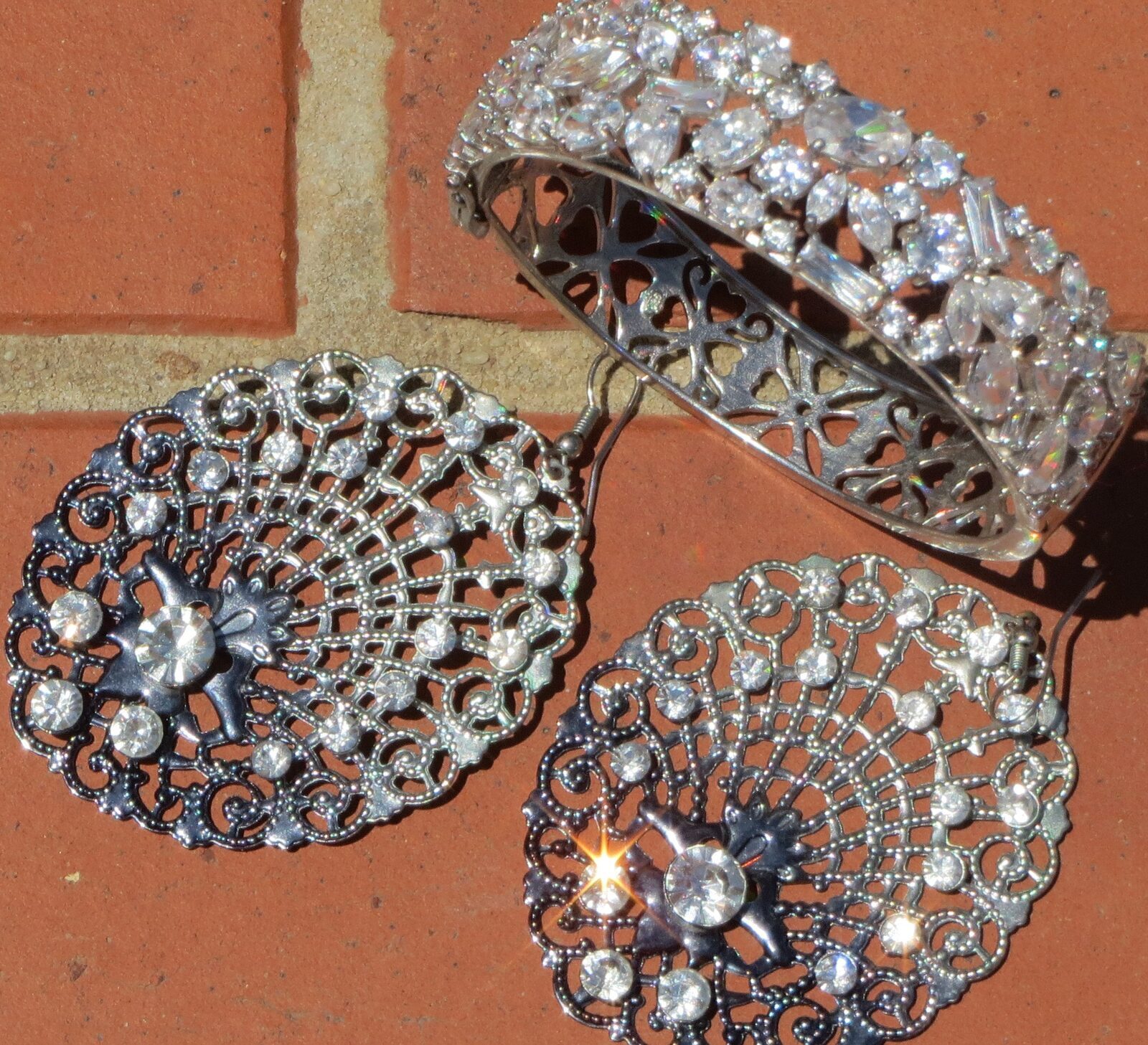 Diamond cuff & earrings
