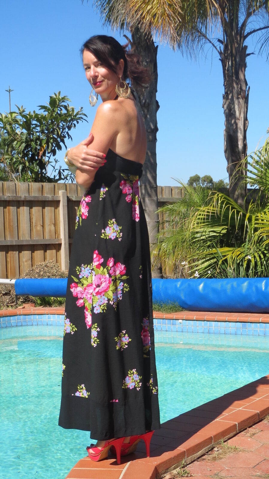 Vintage floral maxi, pink heels 3