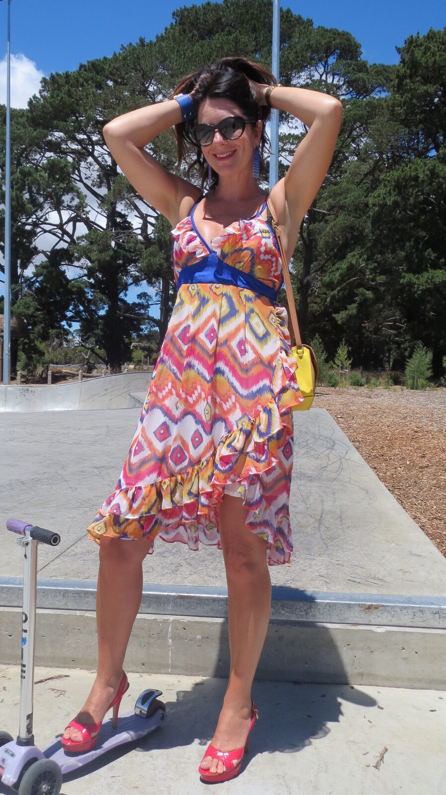 Colorful dress-skatepark 2