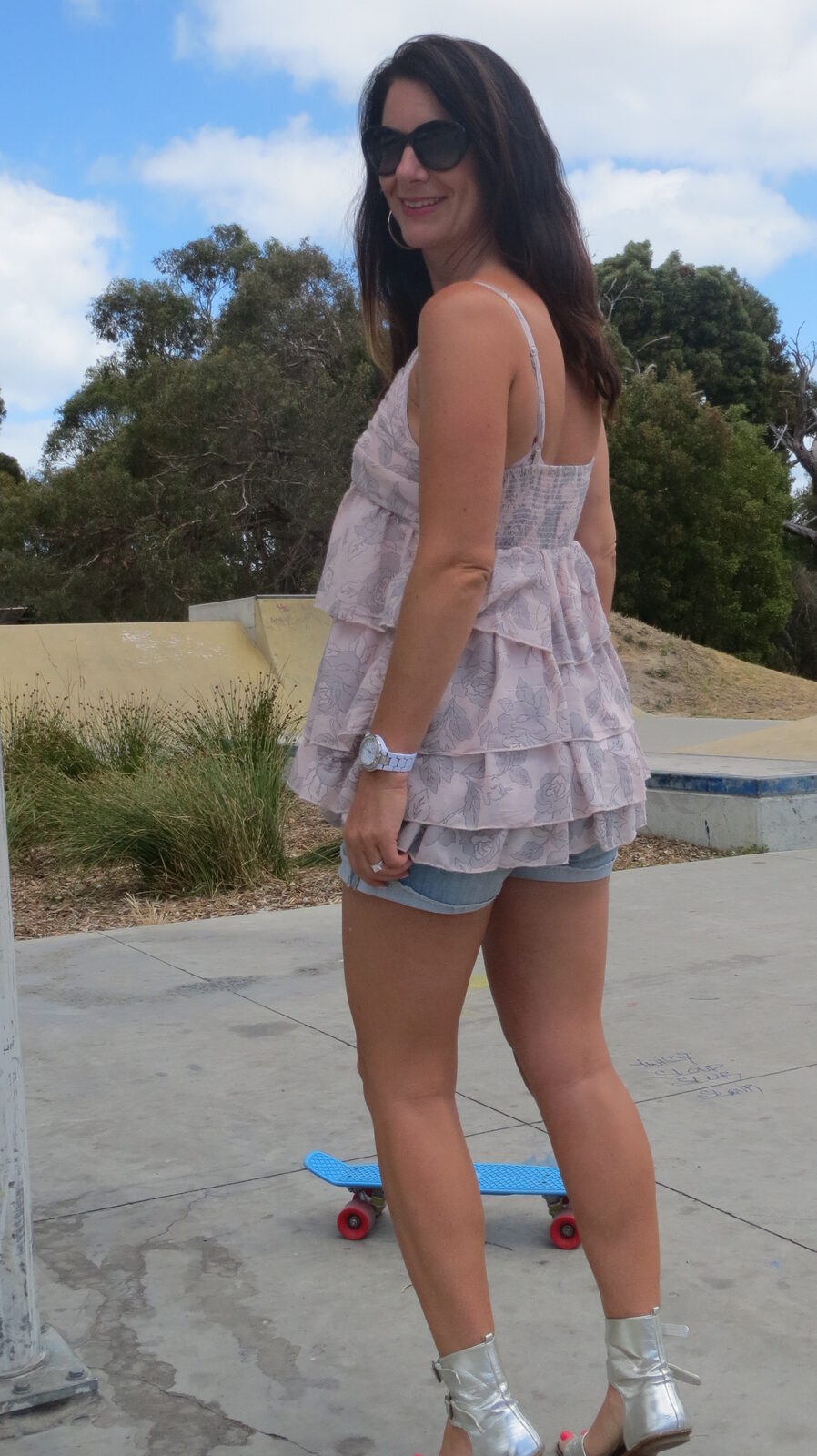 Forever 21 ruffle top, sandals, back 5