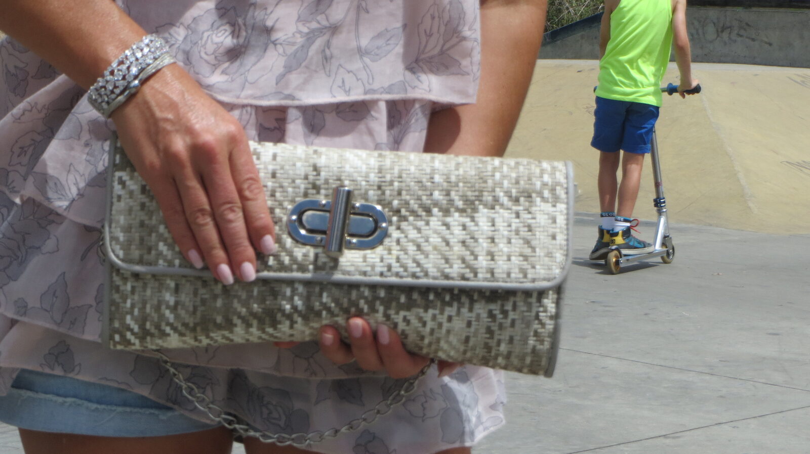 Raffia & metal clutch bag 1