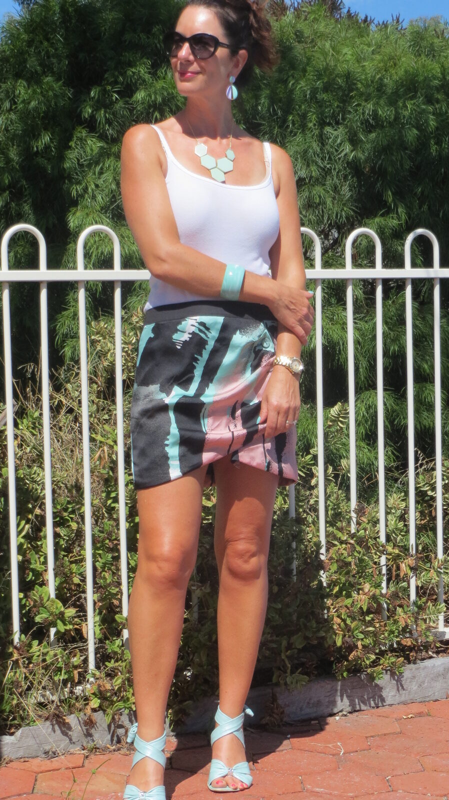 Bluejuice pink&green satin skirt 4