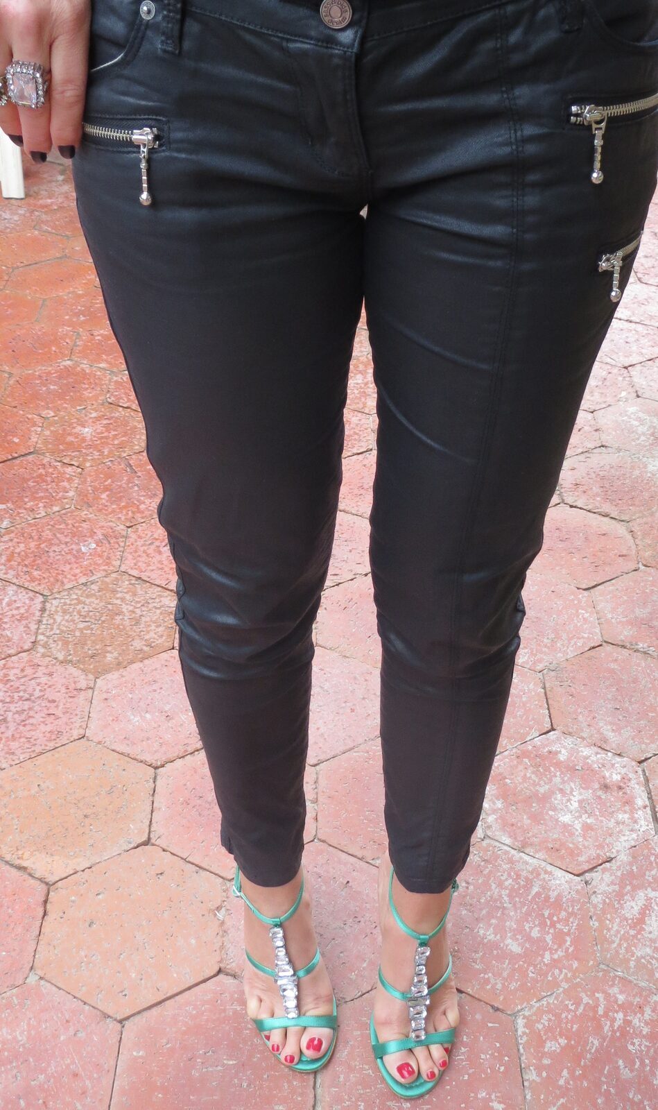 Emerald green jumper, leather jeans 4