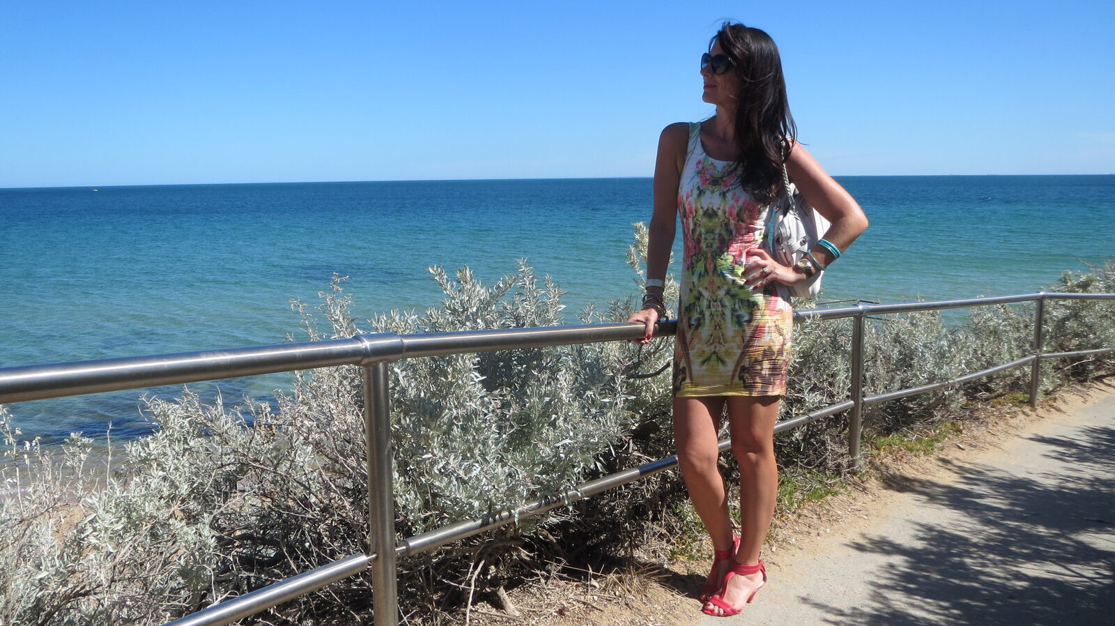 Graphic print dress beach 3