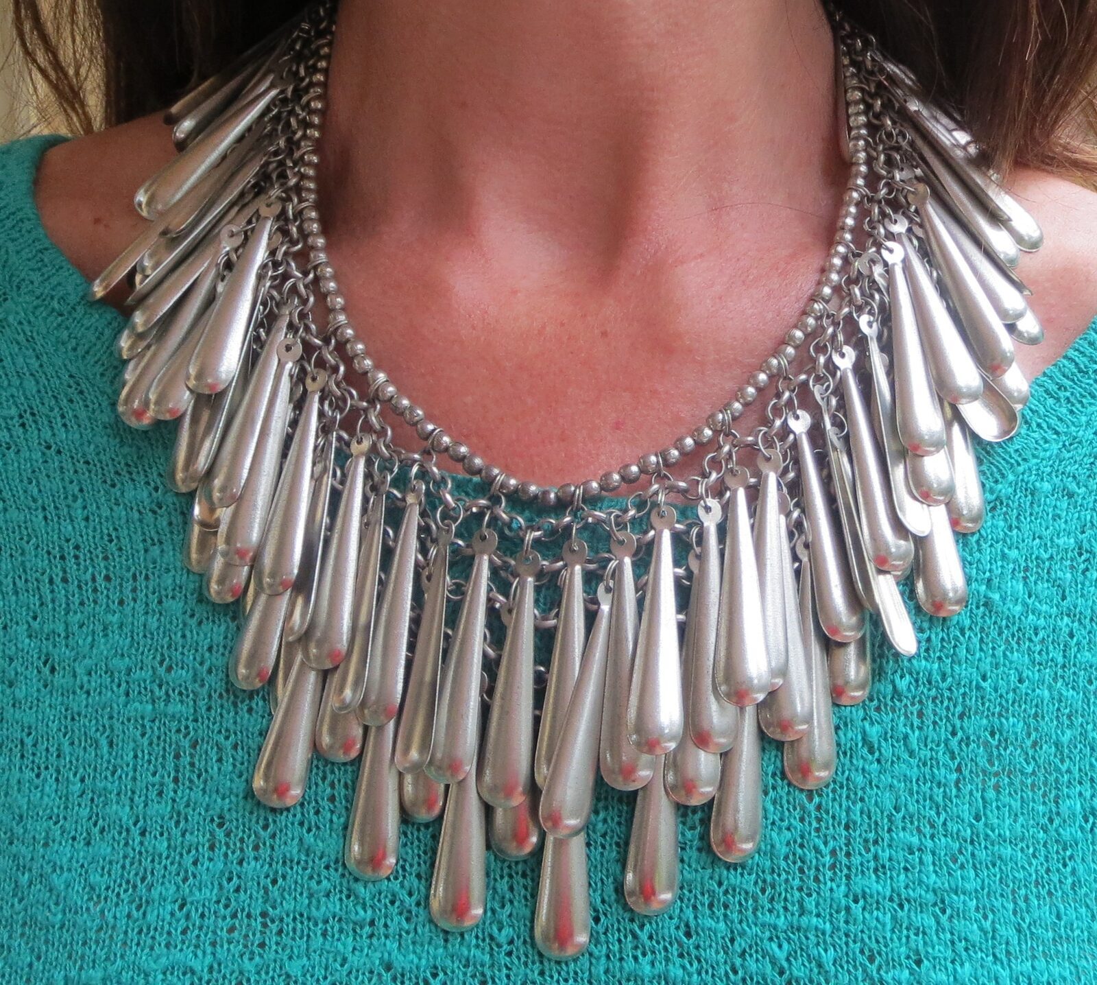 Silver neckpiece