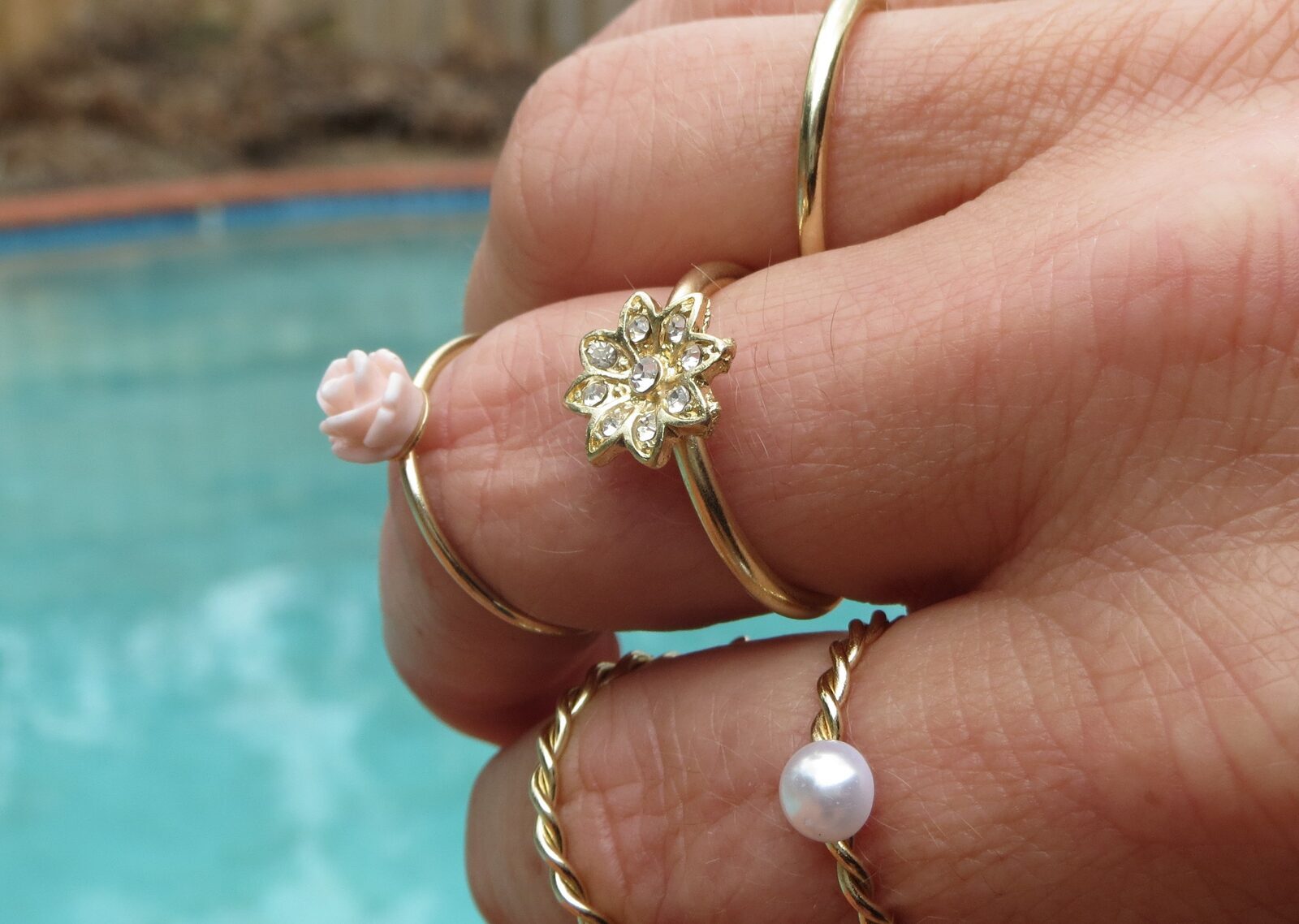 Thin gold rings