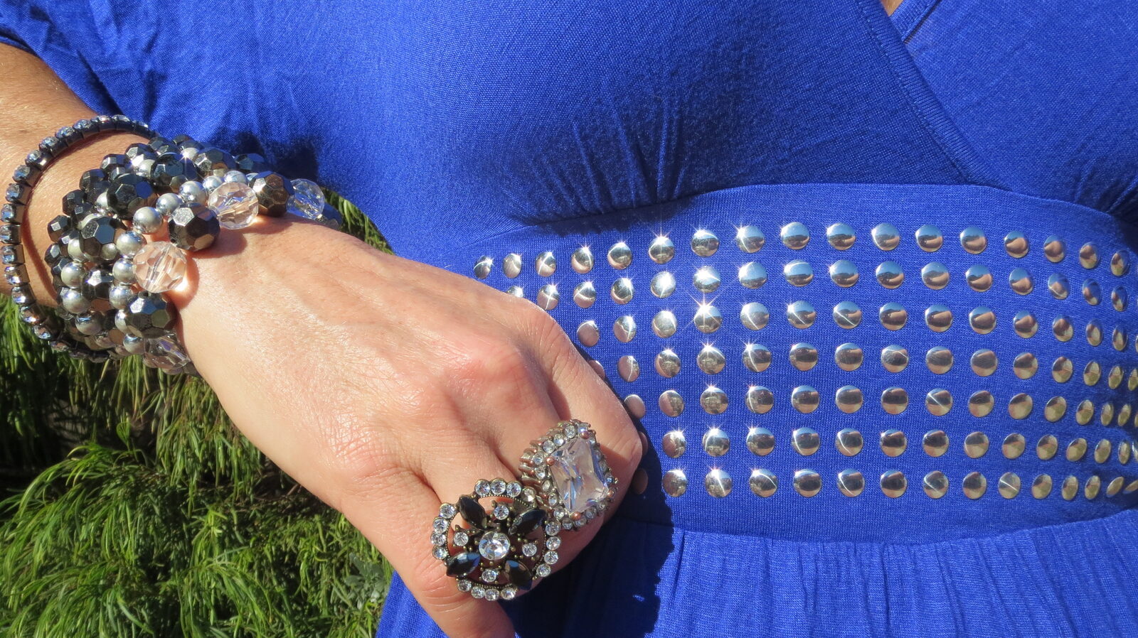 Blue stud dress & jewellery
