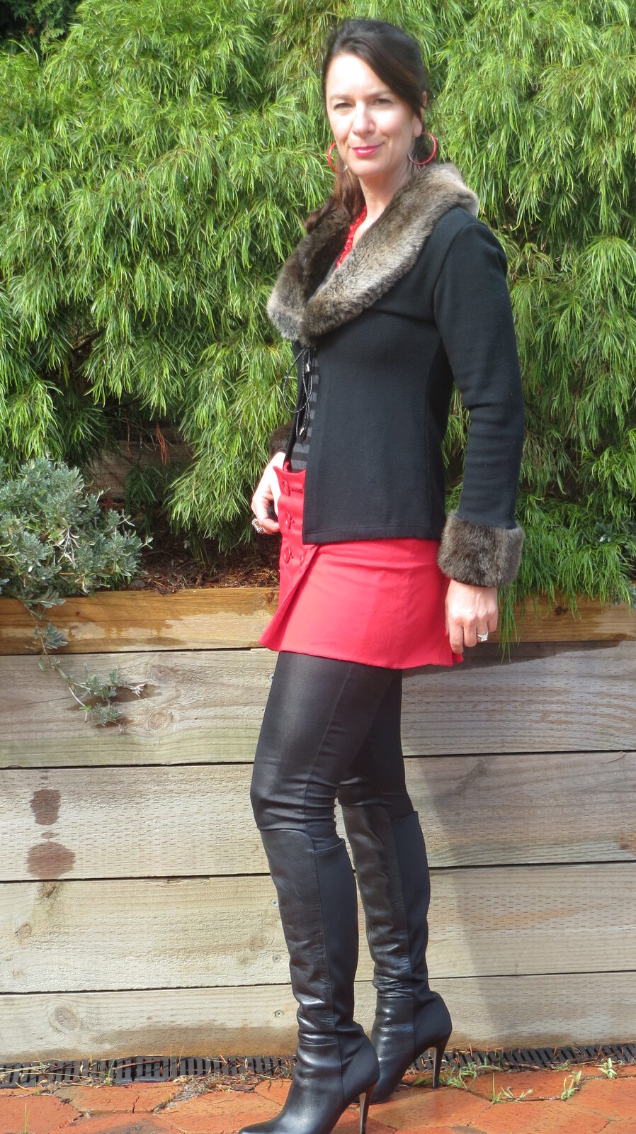 Red mini skirt 3