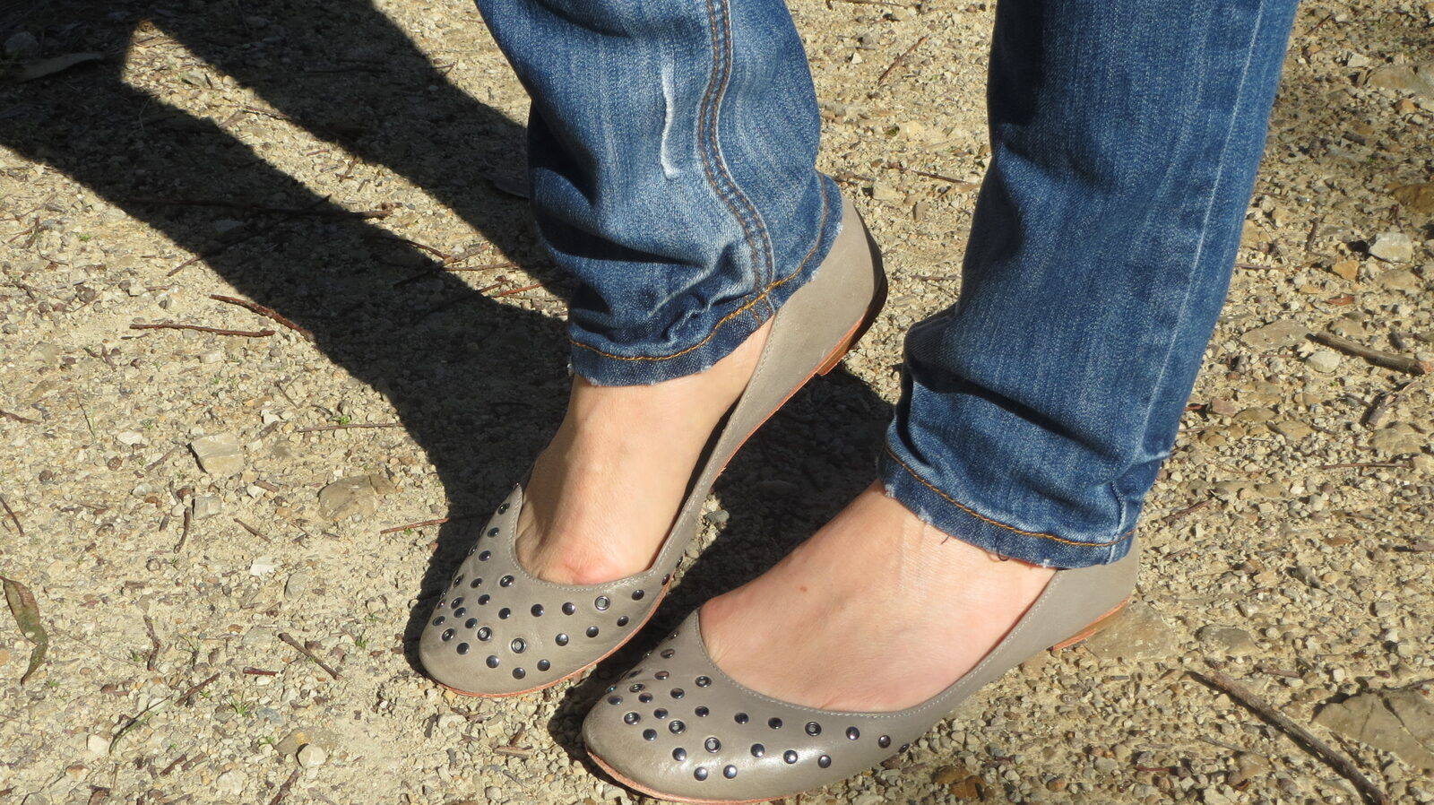 Country Road stud flats