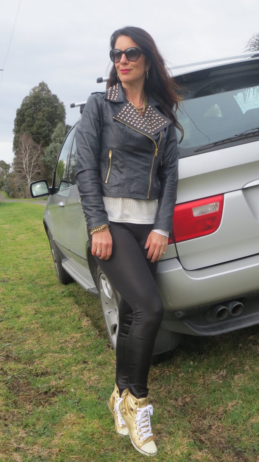 Gold stud jkt, stud top 1