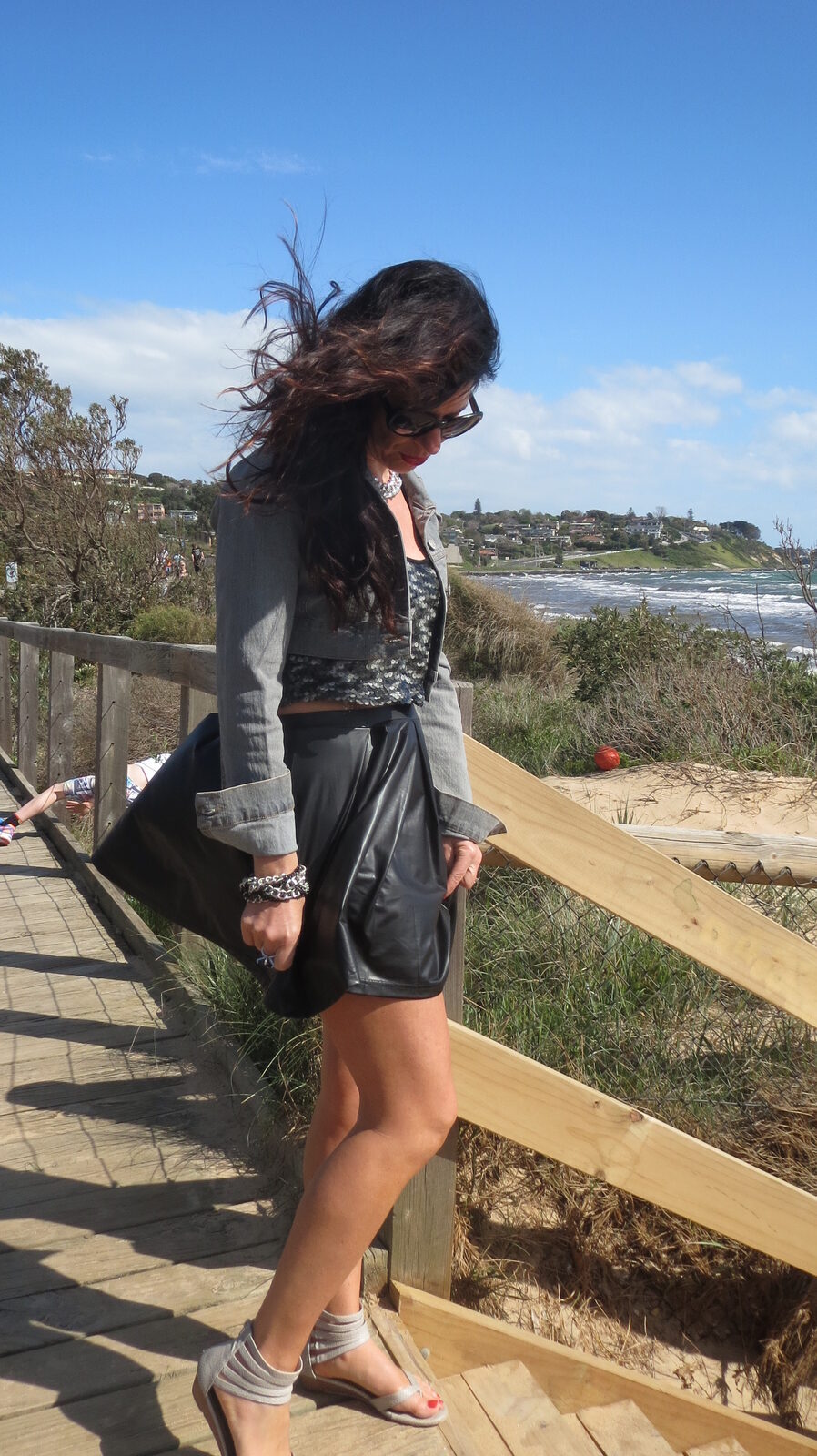 Black flip skirt, sequins 2
