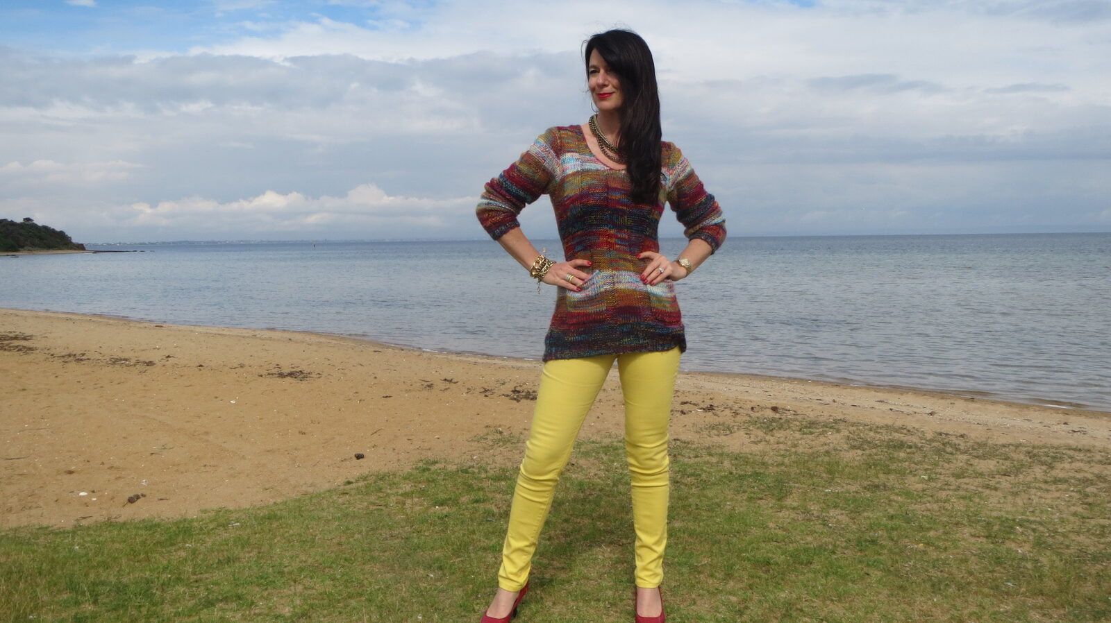 Yellow jeans slider 1