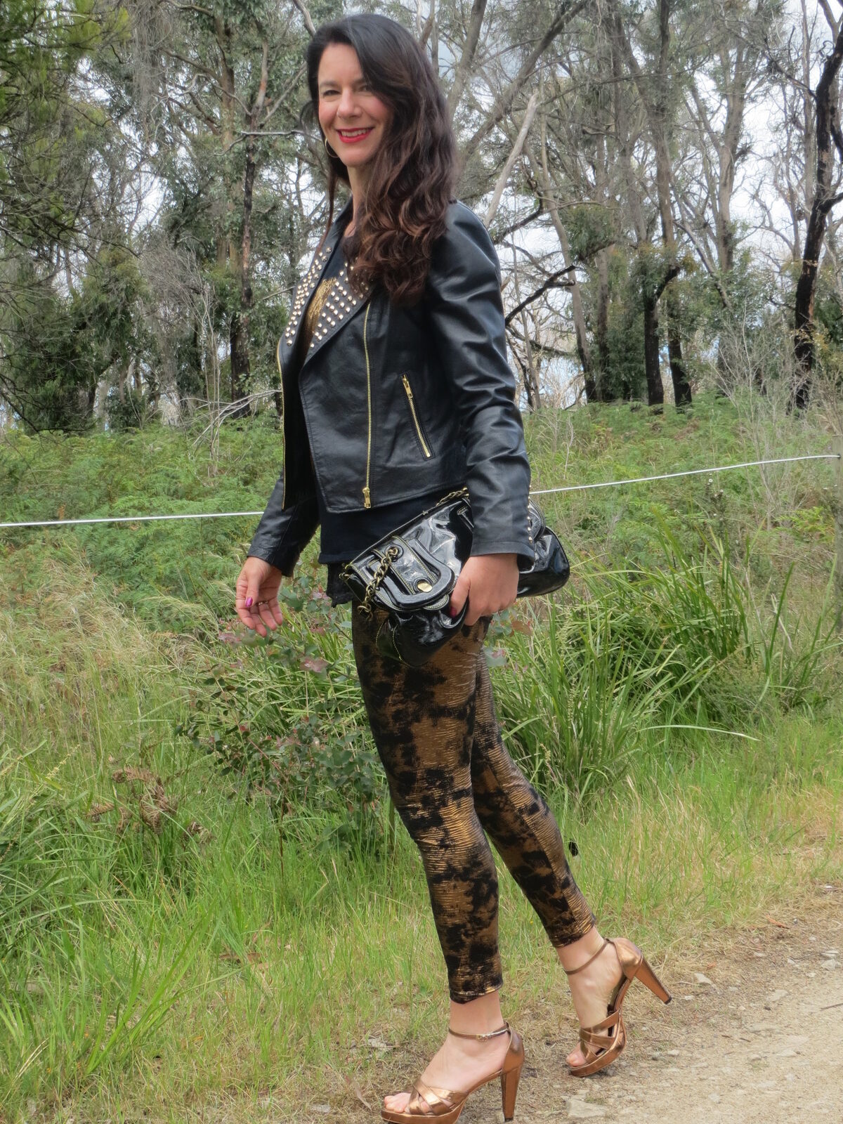 Bronze leggings, gold tops 1
