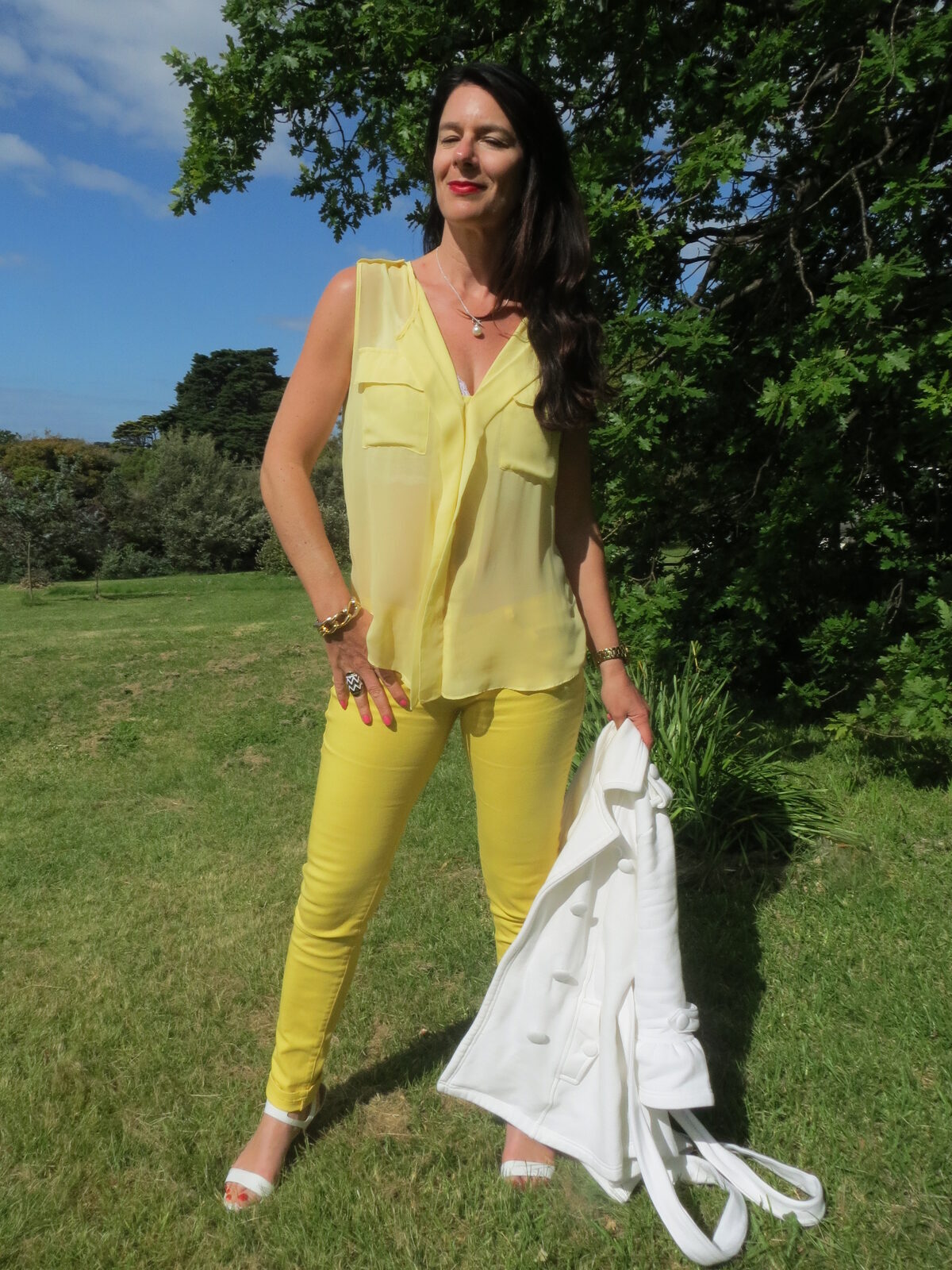 White & yellow 4