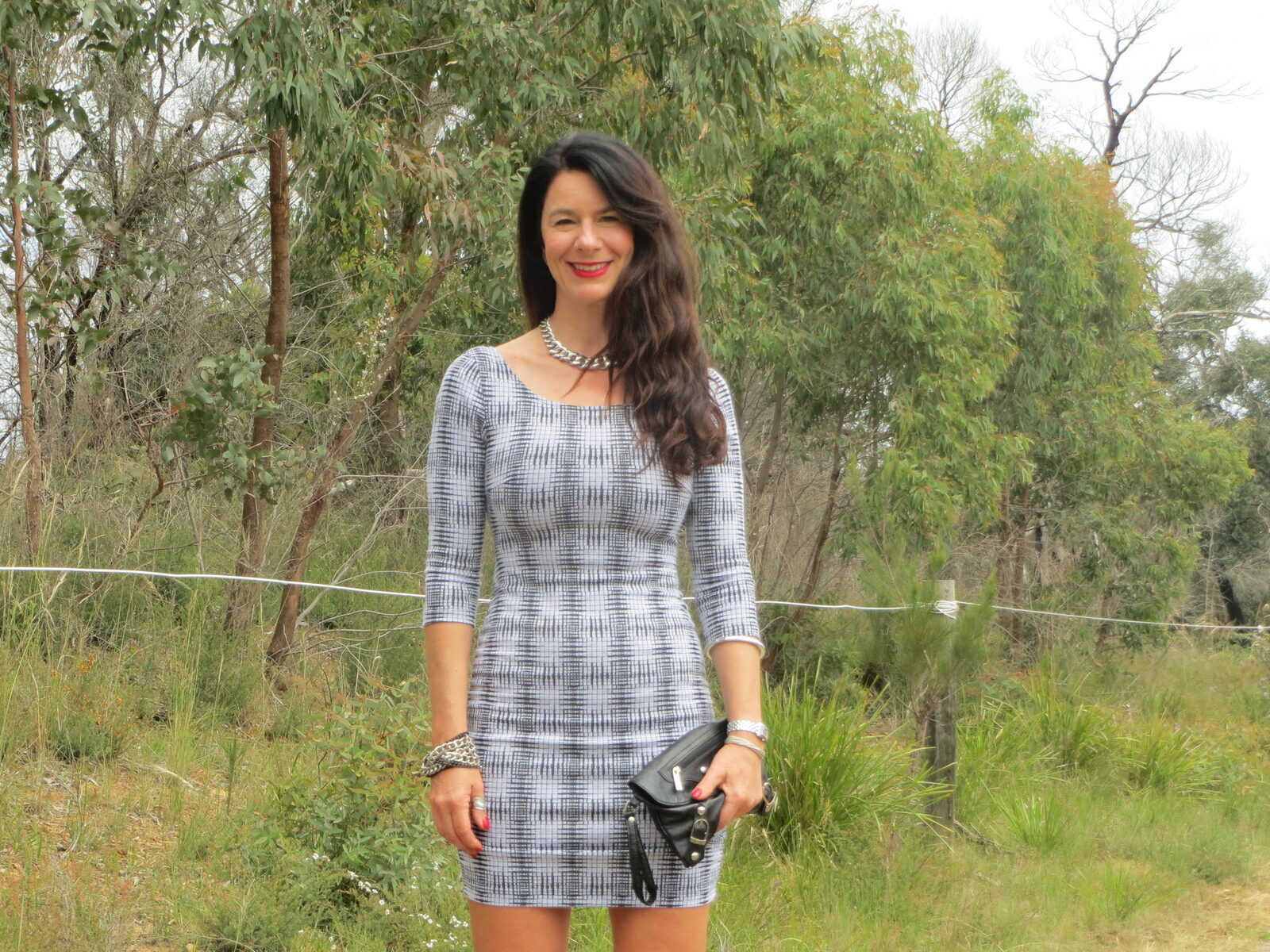 Zip backless dress slider 3
