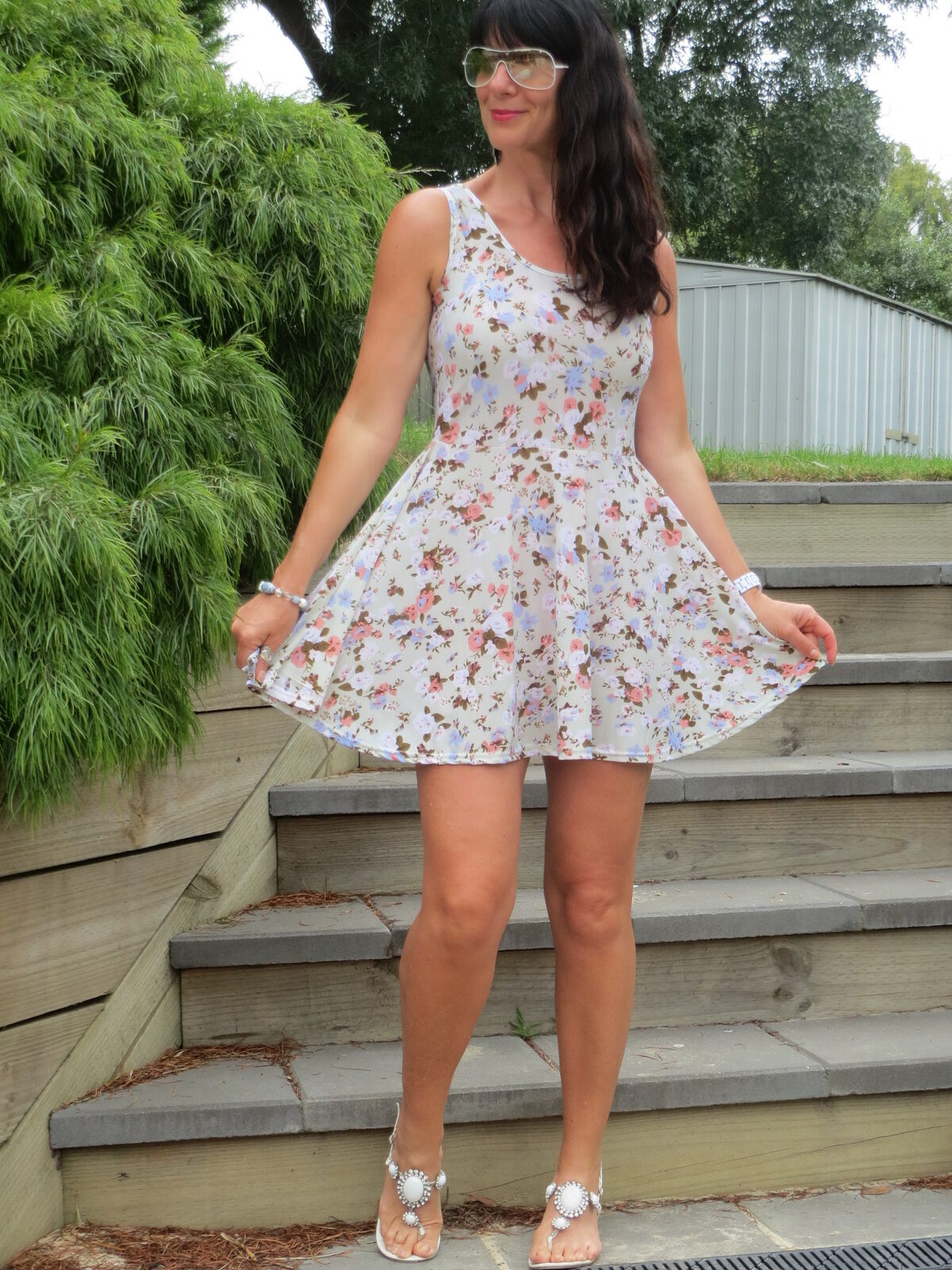 Floral pale green dress 3