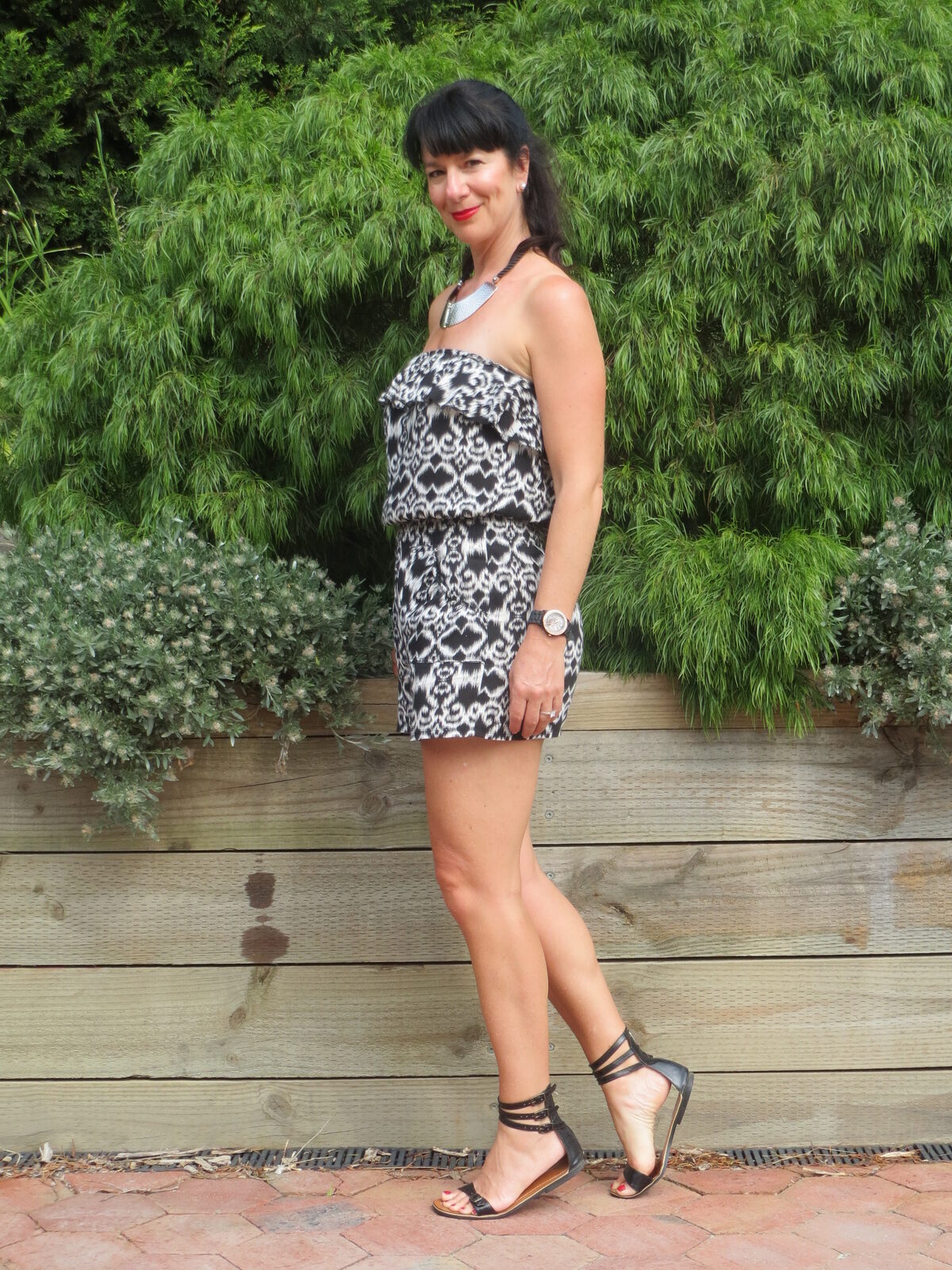 Strapless short-suit 3