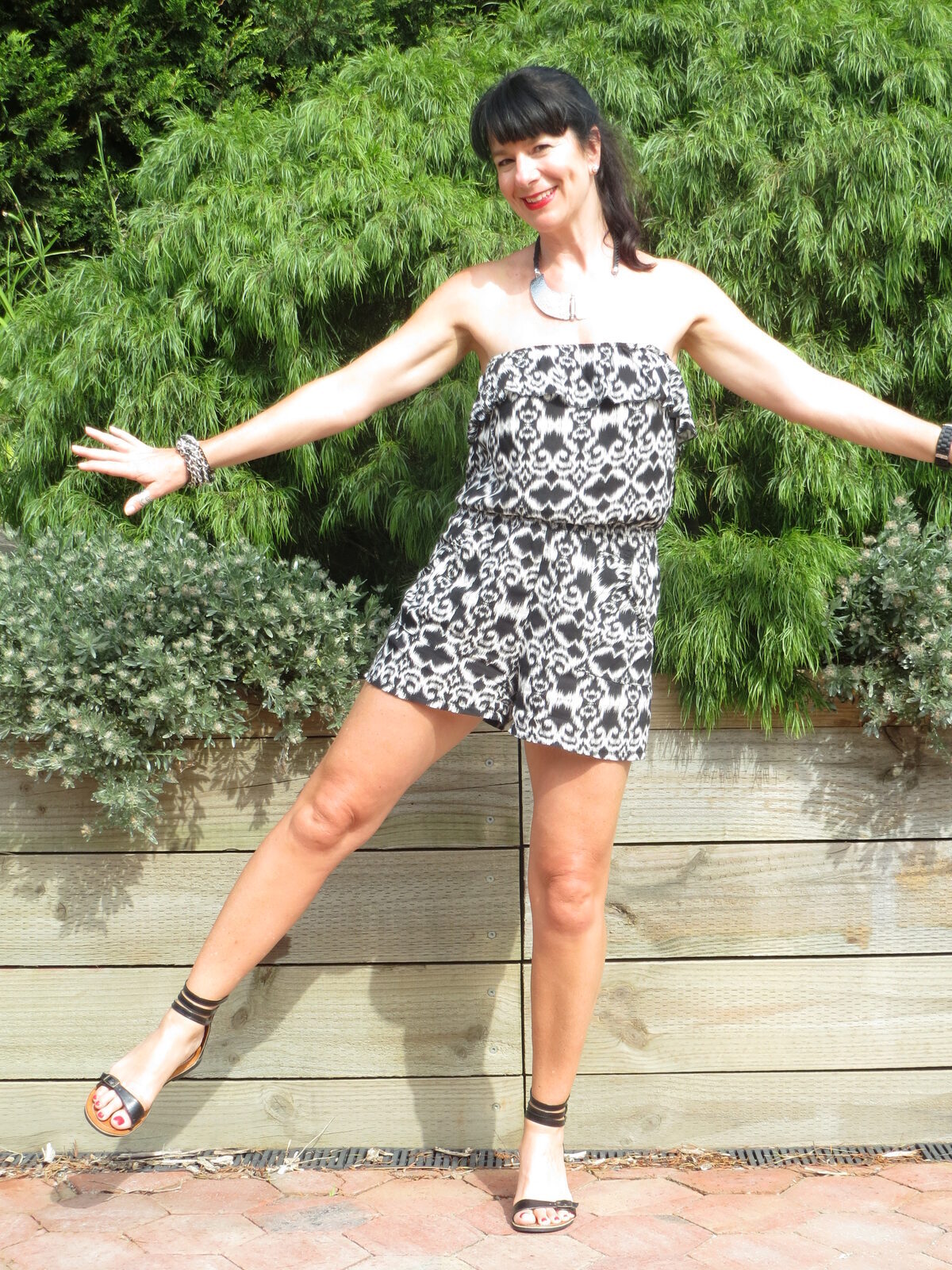 Strapless short-suit 4