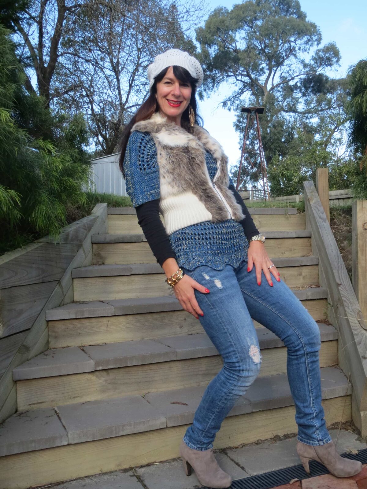 Zara jeans, fur vest 4
