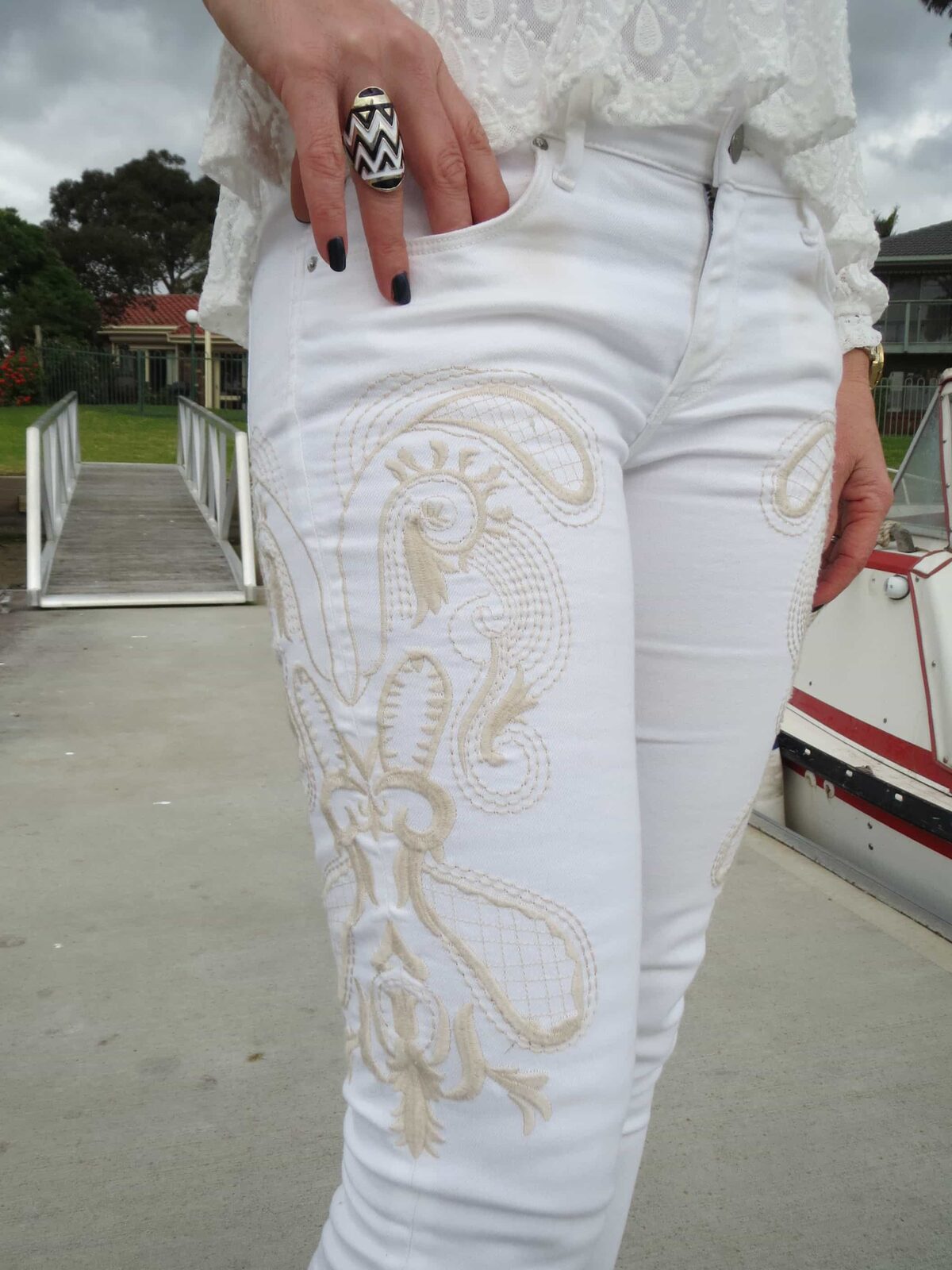 H&M white jeans 1
