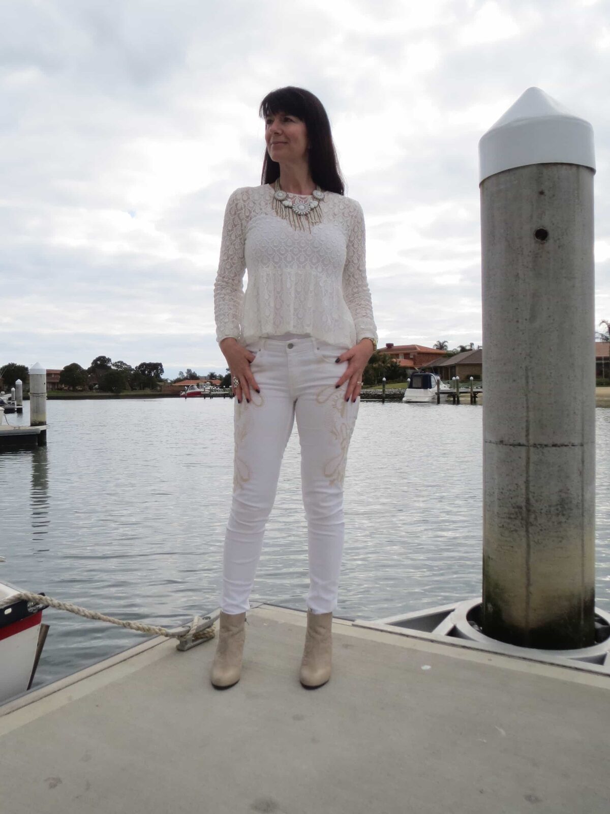 H&M white jeans 4