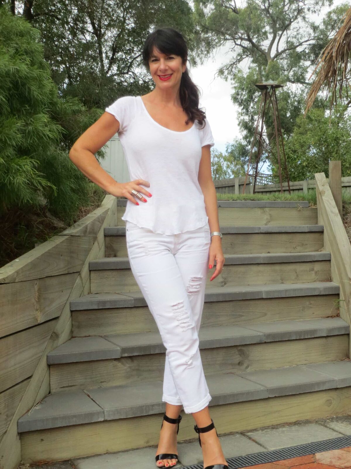 Celebrities can't get enough of ripped boyfriend jeans